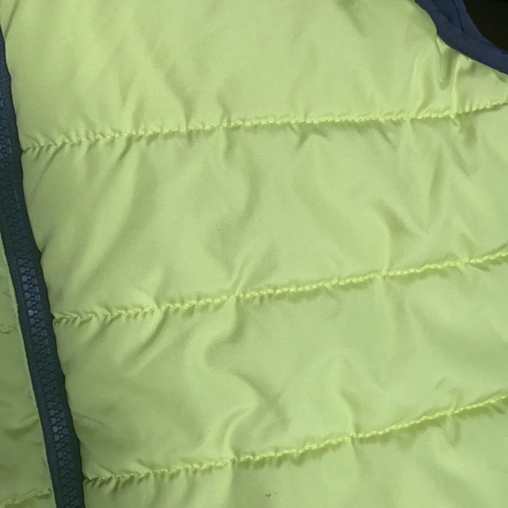Crazy 8 vest size L(10-12)